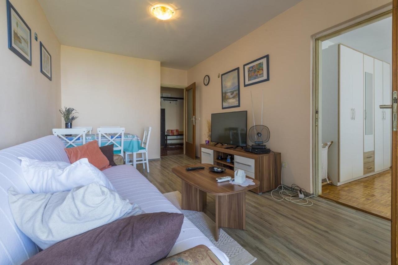 Appartement Hrusta à Crikvenica Extérieur photo